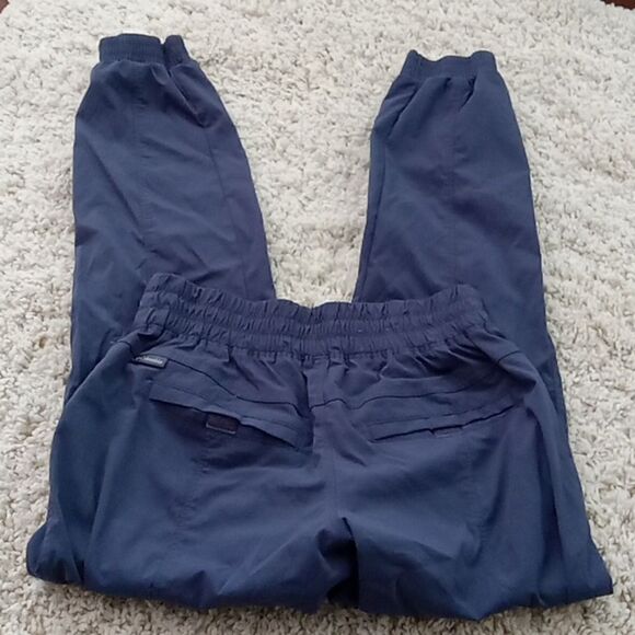 Columbia blue omni shield lightweight water and stain resistant pants size Small - Picture 2 of 2